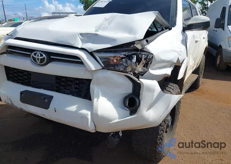 2024 Toyota 4Runner Sr5 from USA, damaged, VIN JTEMU5JR2R6234517